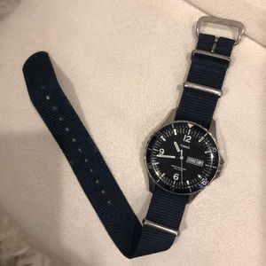 JCREW Timex nato band navy men’s watch